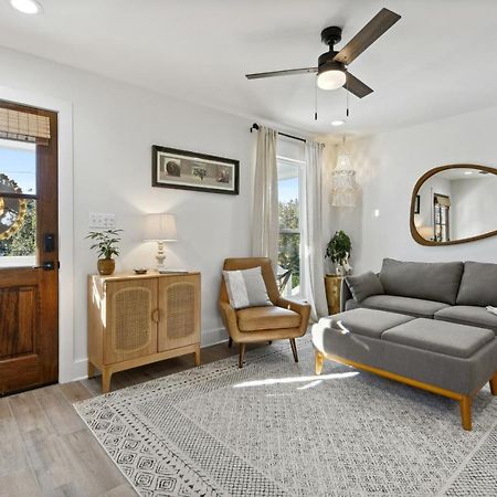Vacation Rental Bay St Louis Walk To Beach, Dining, Shopping, And Nightlife Bay St. Louis エクステリア 写真