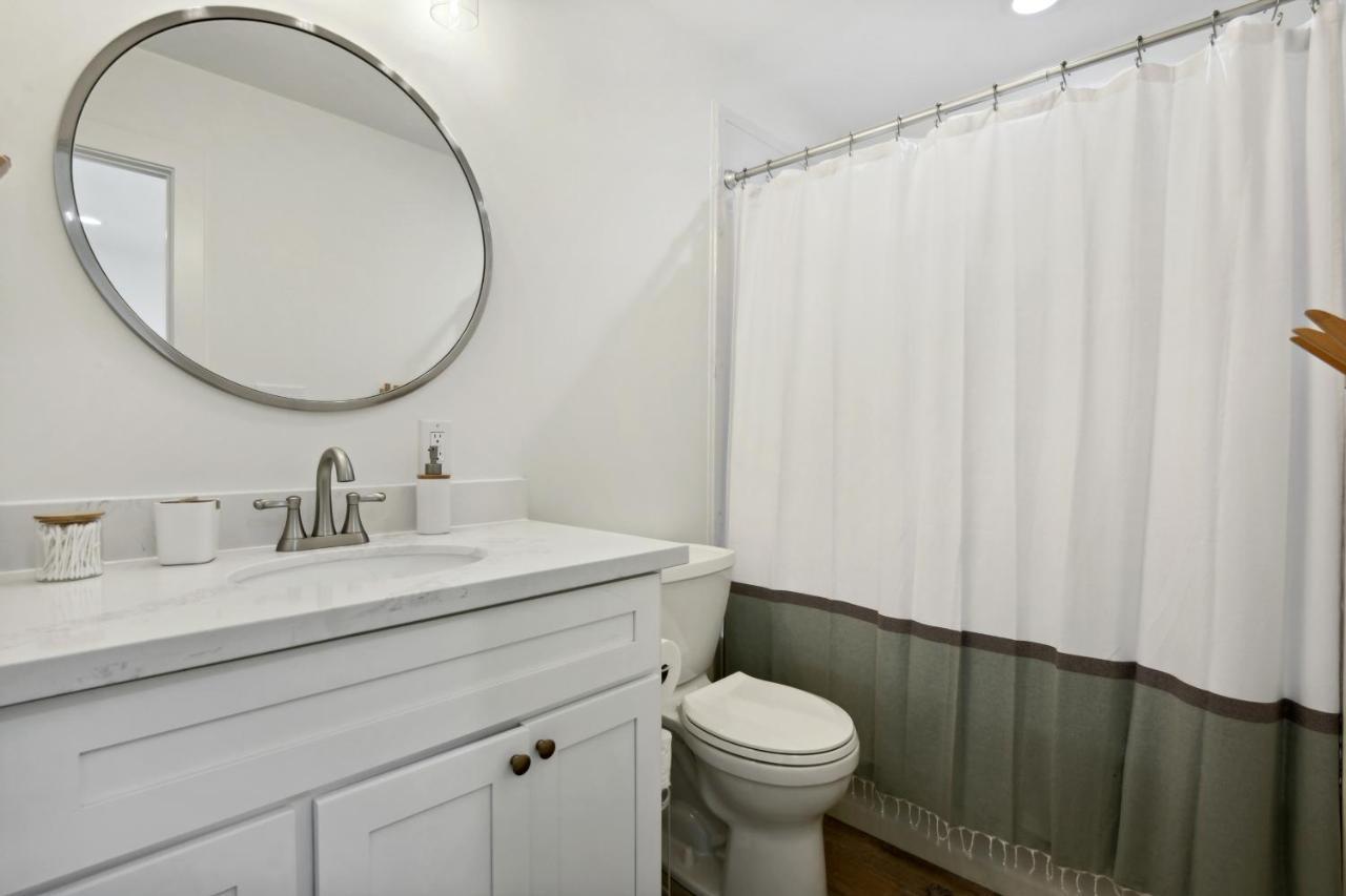 Vacation Rental Bay St Louis Walk To Beach, Dining, Shopping, And Nightlife Bay St. Louis エクステリア 写真