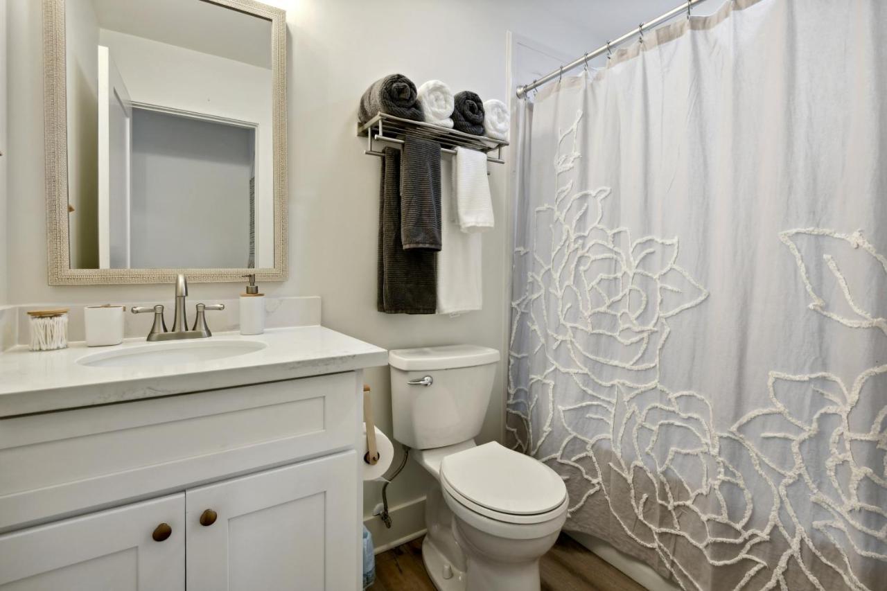 Vacation Rental Bay St Louis Walk To Beach, Dining, Shopping, And Nightlife Bay St. Louis エクステリア 写真
